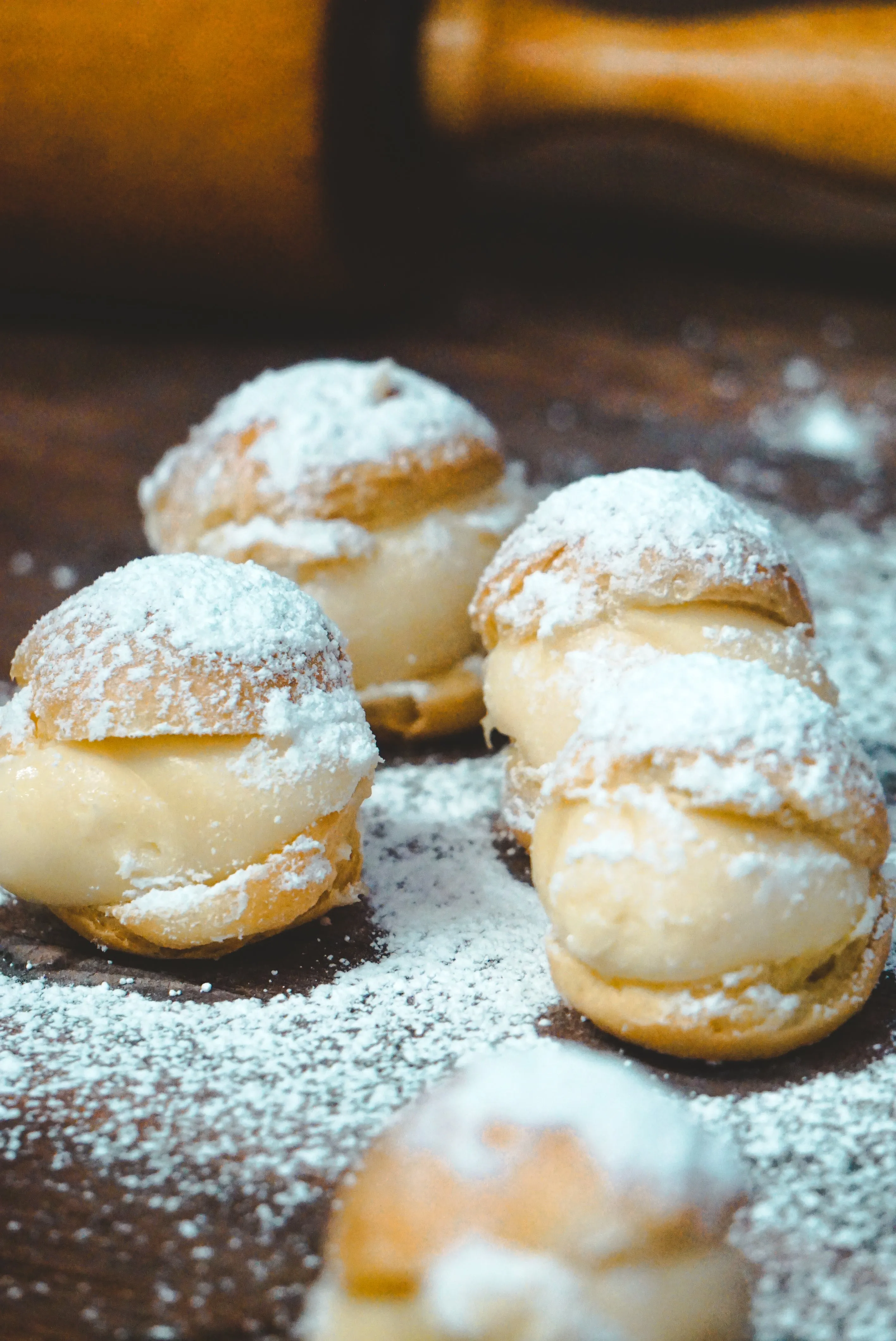 sugar cream puffs