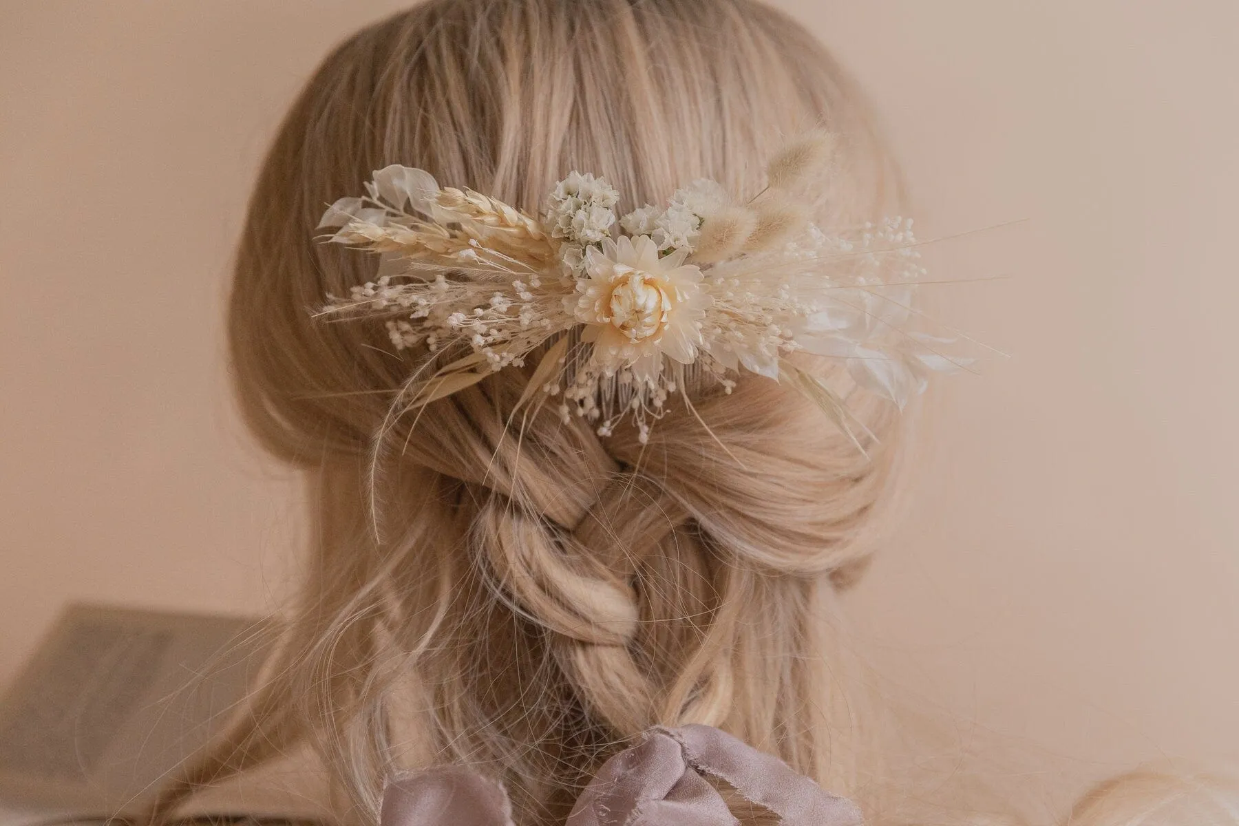 White Statice & Straw Flowers Hair Comb / Bridal Boho Wedding Comb